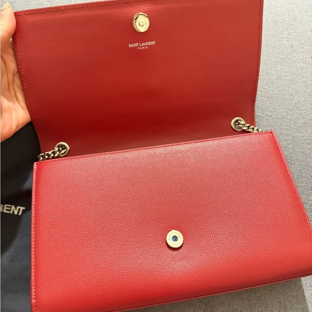 Yves Saint Laurent YSL Kate Medium Crossbody Bag in Red - Picture 5 of 10